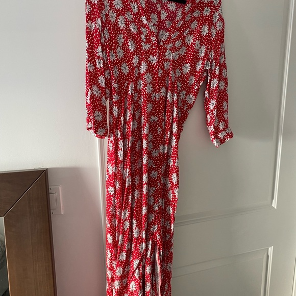 Bundle of dresses - Picture 3 of 5